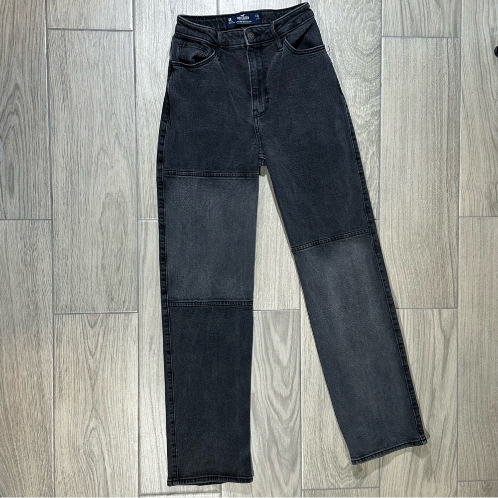 HOLLISTER Black Ultra High Rise Vintage Stretch Dad Jeans 24 / 0
